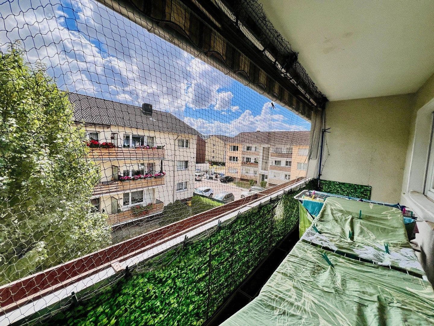 Prenájom bytu 3-izbový 77 m², Kerpen, Severné Porýnie - Westfálsko Prenájom bytu 3-izbový 77 m², Kerpen, Severné Porýnie - Westfálsko