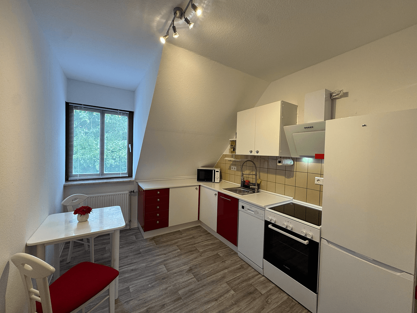 Prenájom bytu 2-izbový 83 m², Alte Straße 14, Elsfleth, Dolné Sasko Prenájom bytu 2-izbový 83 m², Alte Straße 14, Elsfleth, Dolné Sasko
