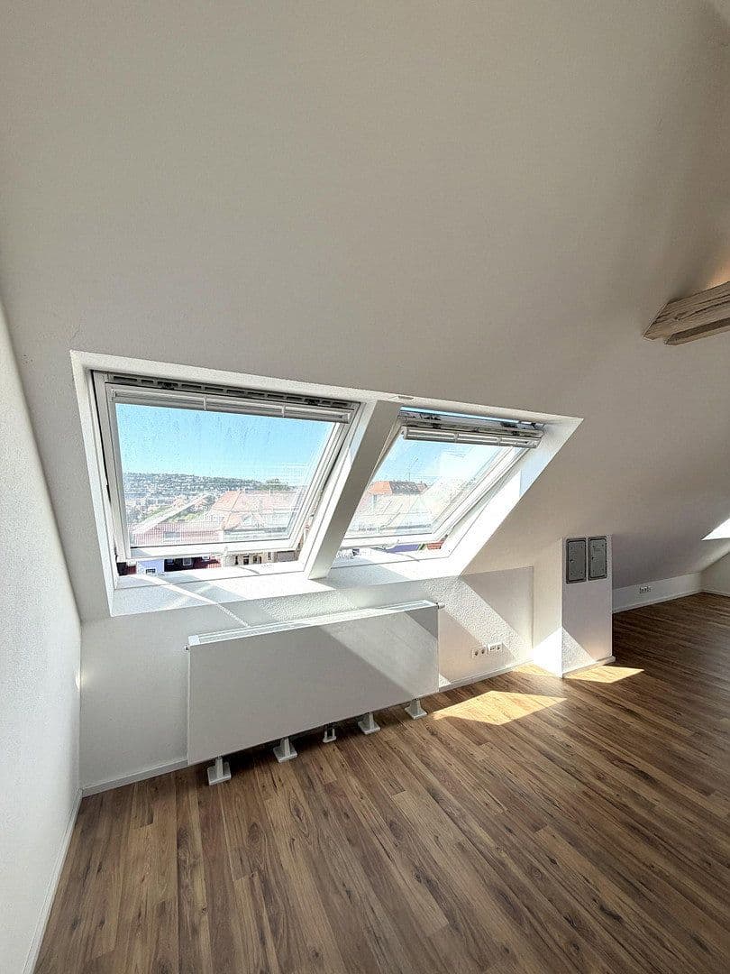 Predaj bytu 3-izbový 83 m², Stuttgart, Bádensko-Wurttembersko Predaj bytu 3-izbový 83 m², Stuttgart, Bádensko-Wurttembersko