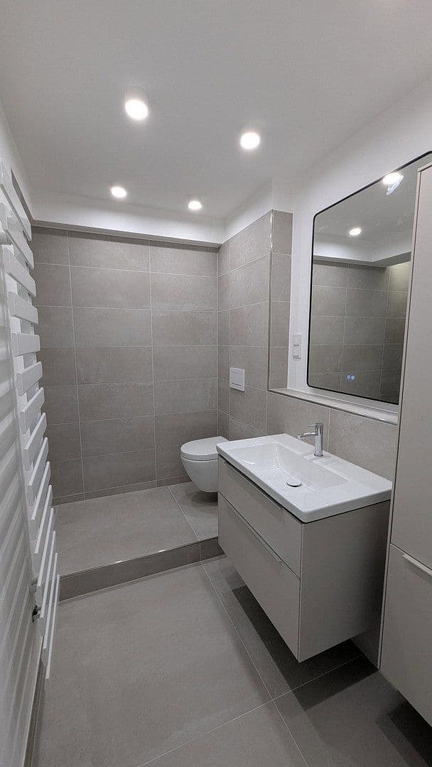 Predaj bytu 3-izbový 106 m², Düsseldorf, Severné Porýnie - Westfálsko Predaj bytu 3-izbový 106 m², Düsseldorf, Severné Porýnie - Westfálsko