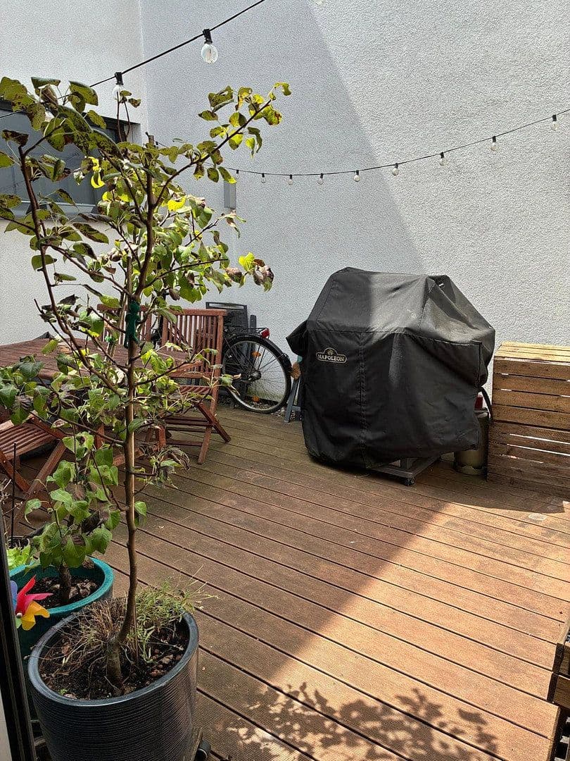 Prenájom bytu 2-izbový 75 m², Aschaffenburg, Bavorsko Prenájom bytu 2-izbový 75 m², Aschaffenburg, Bavorsko