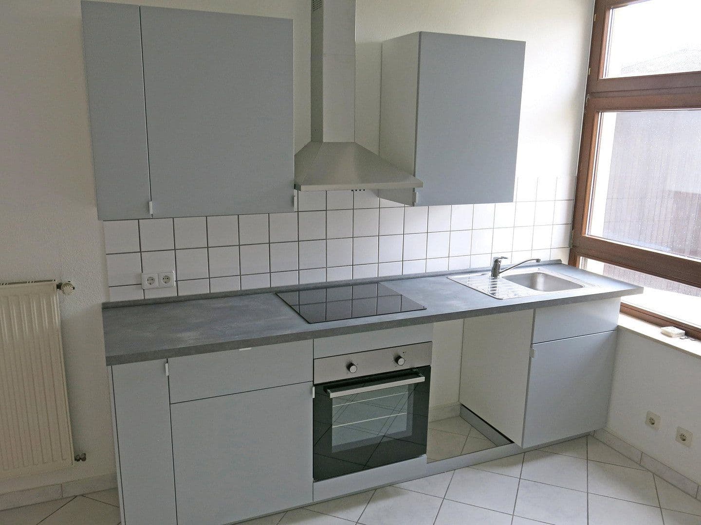 Prenájom bytu 2-izbový 58 m², Litzenhardtstr. 108, Karlsruhe, Bádensko-Wurttembersko Prenájom bytu 2-izbový 58 m², Litzenhardtstr. 108, Karlsruhe, Bádensko-Wurttembersko