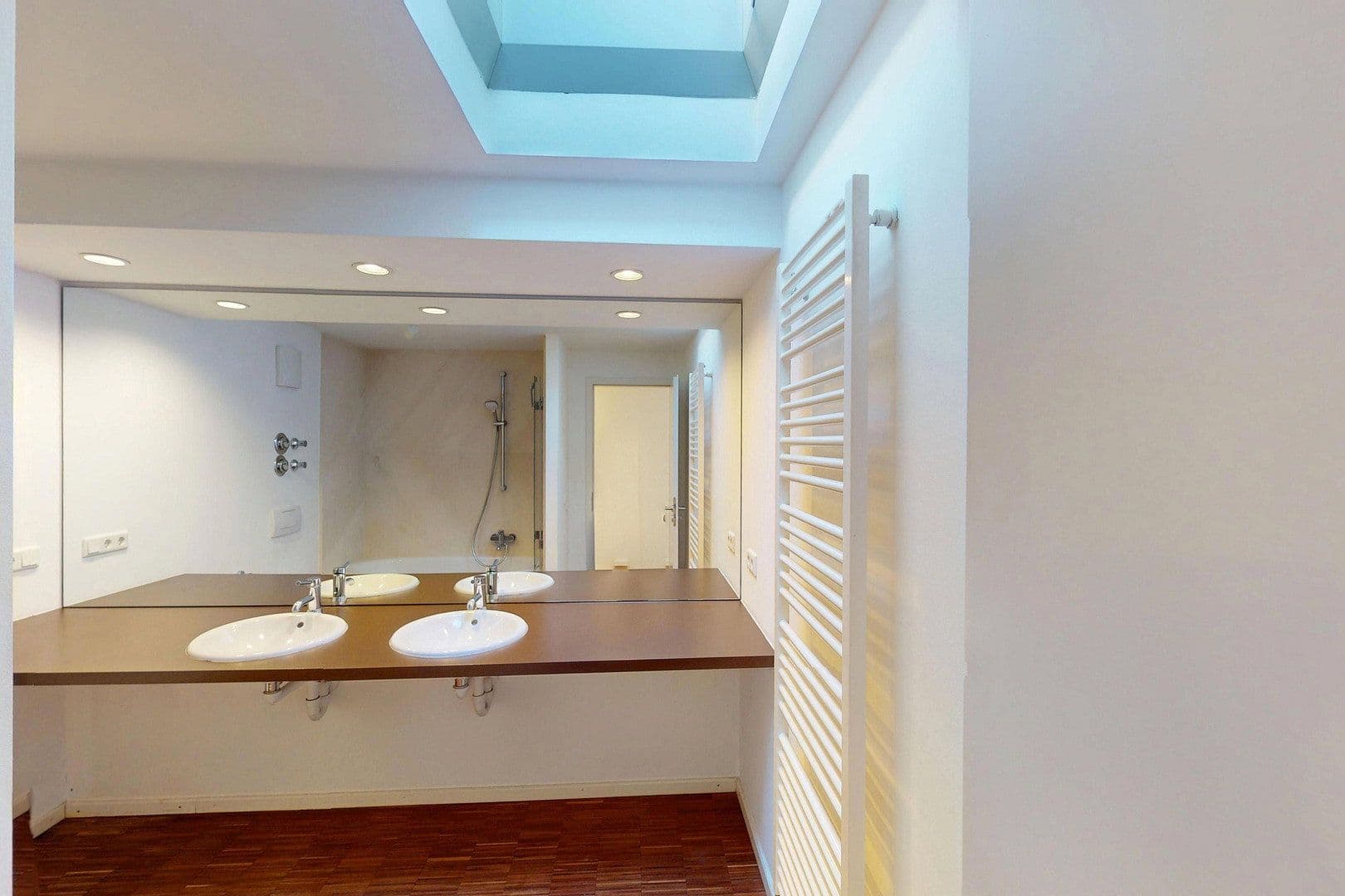 Predaj bytu 3-izbový 109 m², Hardenstraße 16, München, Bavorsko Predaj bytu 3-izbový 109 m², Hardenstraße 16, München, Bavorsko