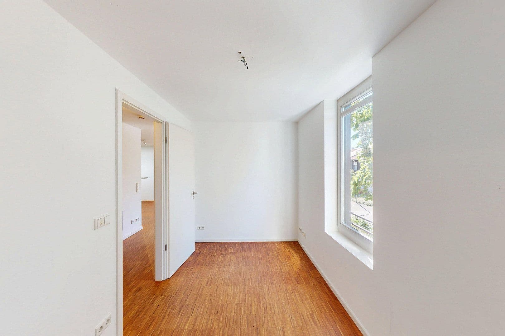 Predaj bytu 3-izbový 109 m², Hardenstraße 16, München, Bavorsko Predaj bytu 3-izbový 109 m², Hardenstraße 16, München, Bavorsko