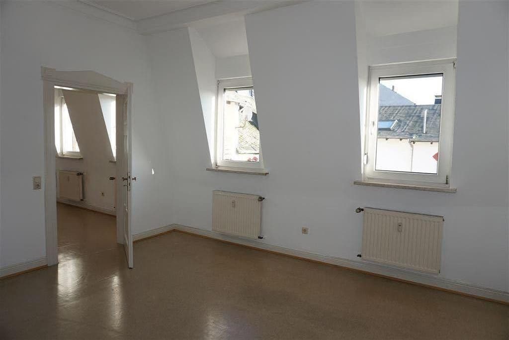 Prenájom bytu 2-izbový 46 m², Trier, Porýnie-Falcko Prenájom bytu 2-izbový 46 m², Trier, Porýnie-Falcko