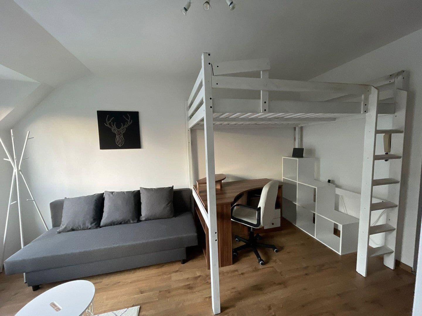 Prenájom bytu 1-izbový 20 m², Bismarckstr. 4, Kaiserslautern, Porýnie-Falcko Prenájom bytu 1-izbový 20 m², Bismarckstr. 4, Kaiserslautern, Porýnie-Falcko