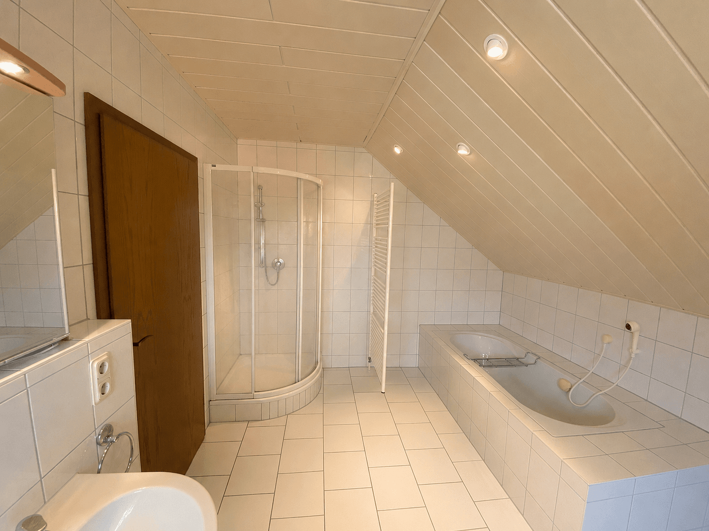 Predaj domu 127 m², pozemok 561 m², Erfurt, Durínsko Predaj domu 127 m², pozemok 561 m², Erfurt, Durínsko