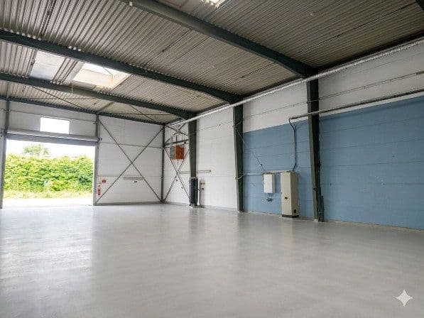 Prenájom nebytového priestoru 725 m², Barsbüttel, Šlezvicko-Holštajnsko Prenájom nebytového priestoru 725 m², Barsbüttel, Šlezvicko-Holštajnsko