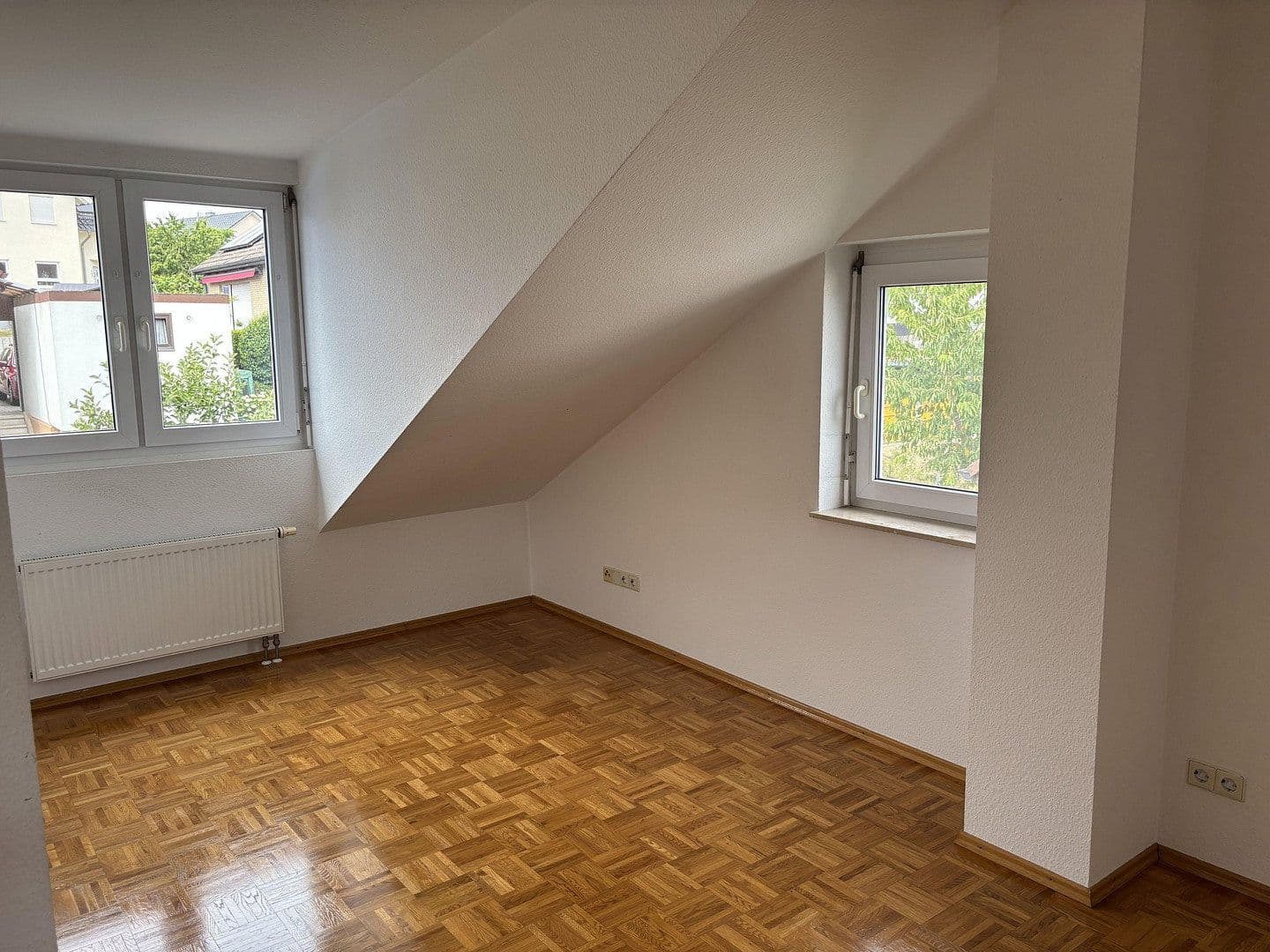 Predaj domu 120 m², pozemok 230 m², Friolzheim, Bádensko-Wurttembersko Predaj domu 120 m², pozemok 230 m², Friolzheim, Bádensko-Wurttembersko
