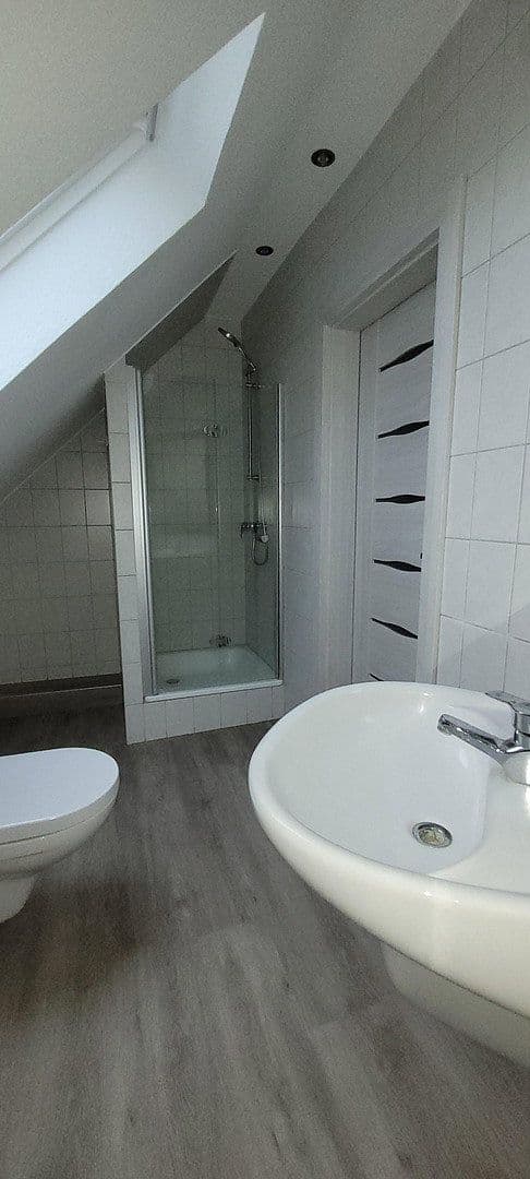 Predaj domu 250 m², pozemok 2.284 m², Schwerin, Meklenbursko-Predpomoransko Predaj domu 250 m², pozemok 2.284 m², Schwerin, Meklenbursko-Predpomoransko