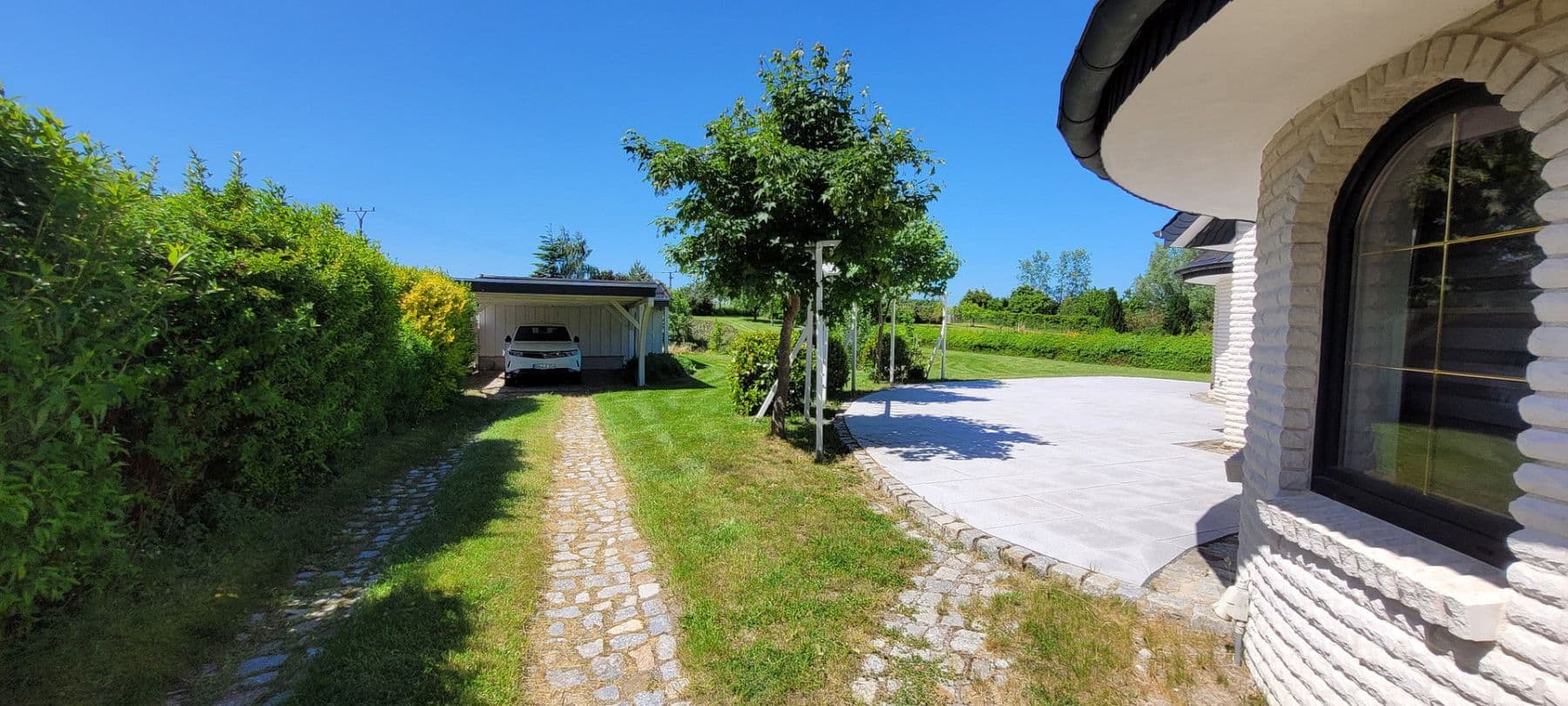 Predaj domu 250 m², pozemok 2.284 m², Schwerin, Meklenbursko-Predpomoransko Predaj domu 250 m², pozemok 2.284 m², Schwerin, Meklenbursko-Predpomoransko