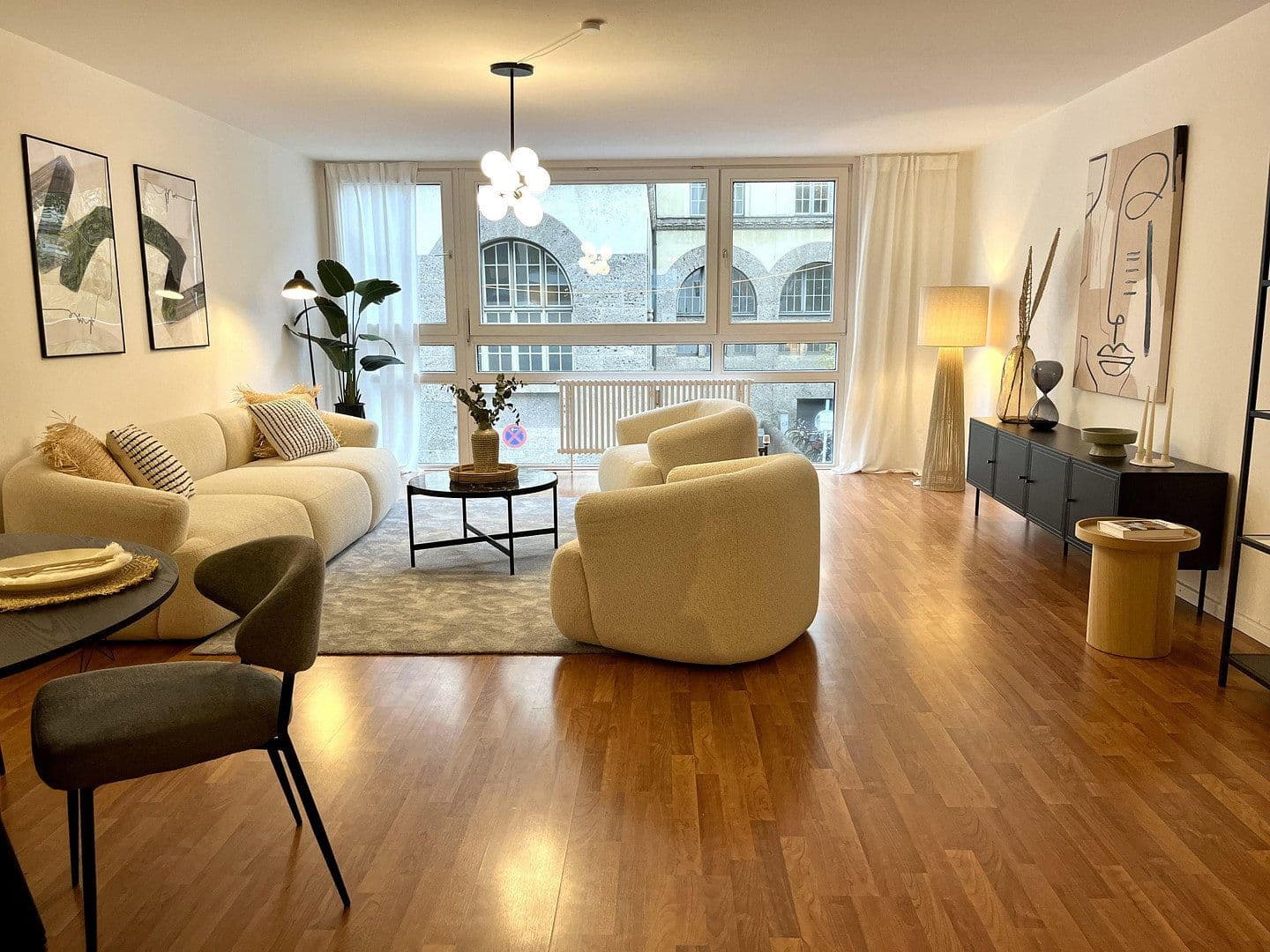 Predaj bytu 3-izbový 103 m², Amalienstraße 87, München, Bavorsko Predaj bytu 3-izbový 103 m², Amalienstraße 87, München, Bavorsko