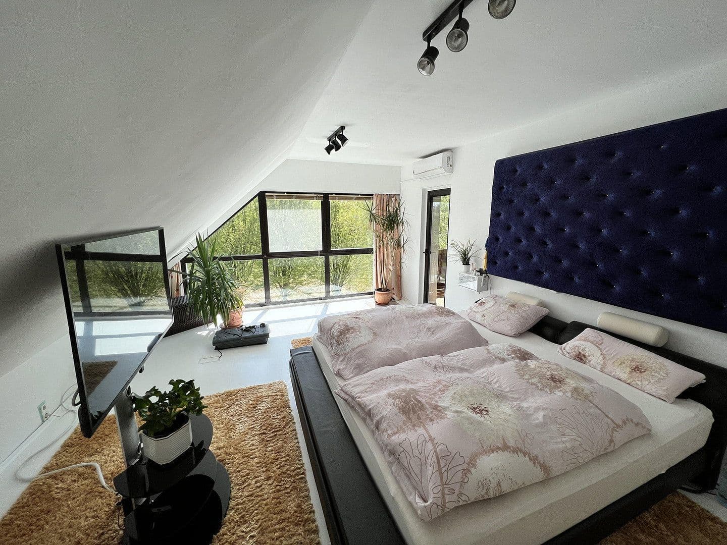 Predaj domu 420 m², pozemok 6.978 m², Kremmen, Brandenbursko Predaj domu 420 m², pozemok 6.978 m², Kremmen, Brandenbursko