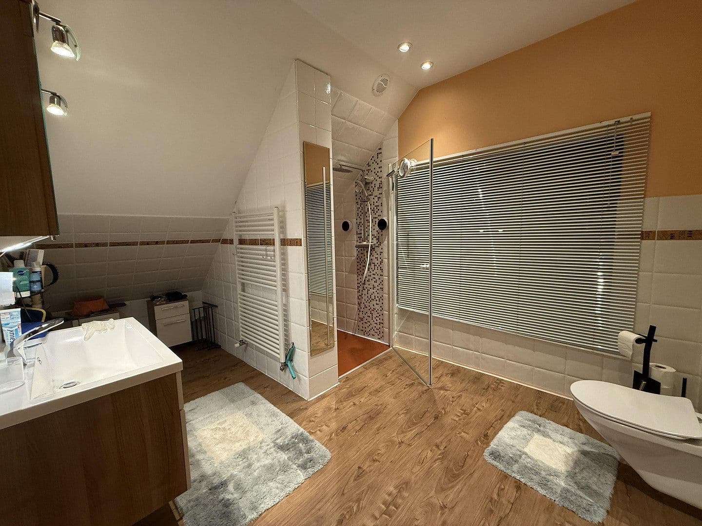 Predaj domu 420 m², pozemok 6.978 m², Kremmen, Brandenbursko Predaj domu 420 m², pozemok 6.978 m², Kremmen, Brandenbursko