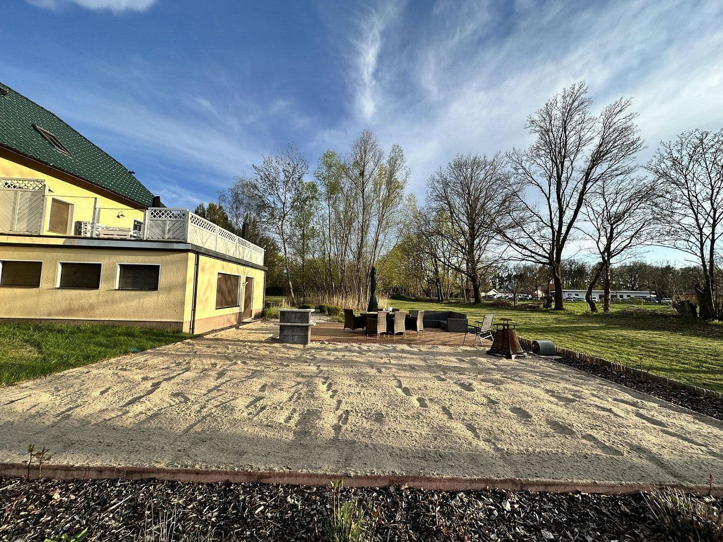 Predaj domu 420 m², pozemok 6.978 m², Kremmen, Brandenbursko Predaj domu 420 m², pozemok 6.978 m², Kremmen, Brandenbursko