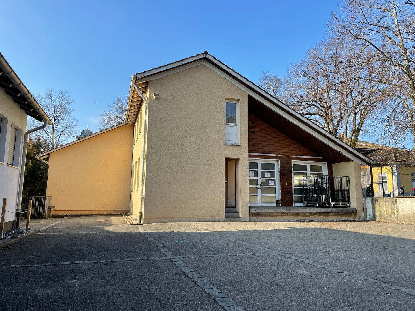 Prenájom nebytového priestoru 1.000 m², Poststr. 1, Gottmadingen, Bádensko-Wurttembersko Prenájom nebytového priestoru 1.000 m², Poststr. 1, Gottmadingen, Bádensko-Wurttembersko