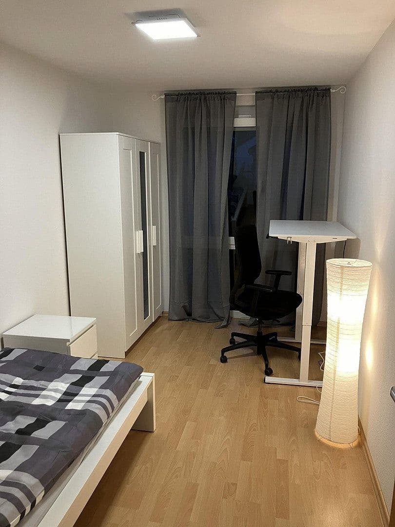 Prenájom bytu 7-izbový 12 m², Hasengraten 17, Leinfelden-Echterdingen, Bádensko-Wurttembersko Prenájom bytu 7-izbový 12 m², Hasengraten 17, Leinfelden-Echterdingen, Bádensko-Wurttembersko