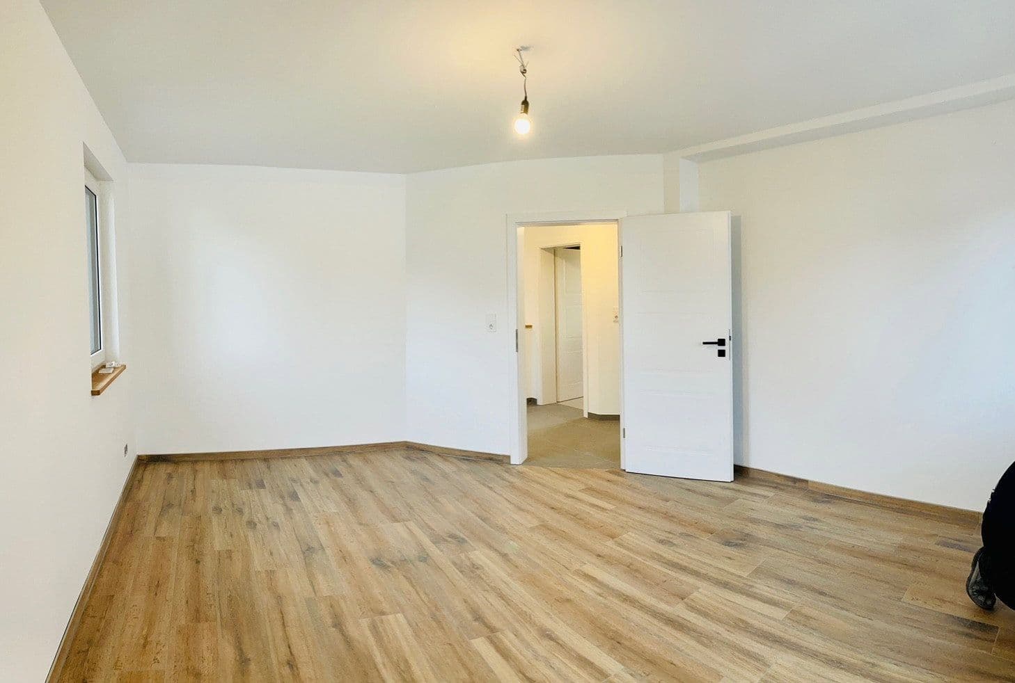 Prenájom domu 145 m², pozemok 475 m², Höfener Str. 23c, Schleiden, Severné Porýnie - Westfálsko Prenájom domu 145 m², pozemok 475 m², Höfener Str. 23c, Schleiden, Severné Porýnie - Westfálsko
