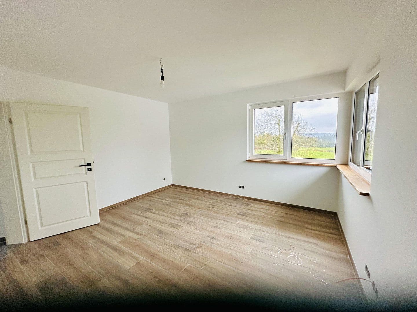 Prenájom domu 145 m², pozemok 475 m², Höfener Str. 23c, Schleiden, Severné Porýnie - Westfálsko Prenájom domu 145 m², pozemok 475 m², Höfener Str. 23c, Schleiden, Severné Porýnie - Westfálsko