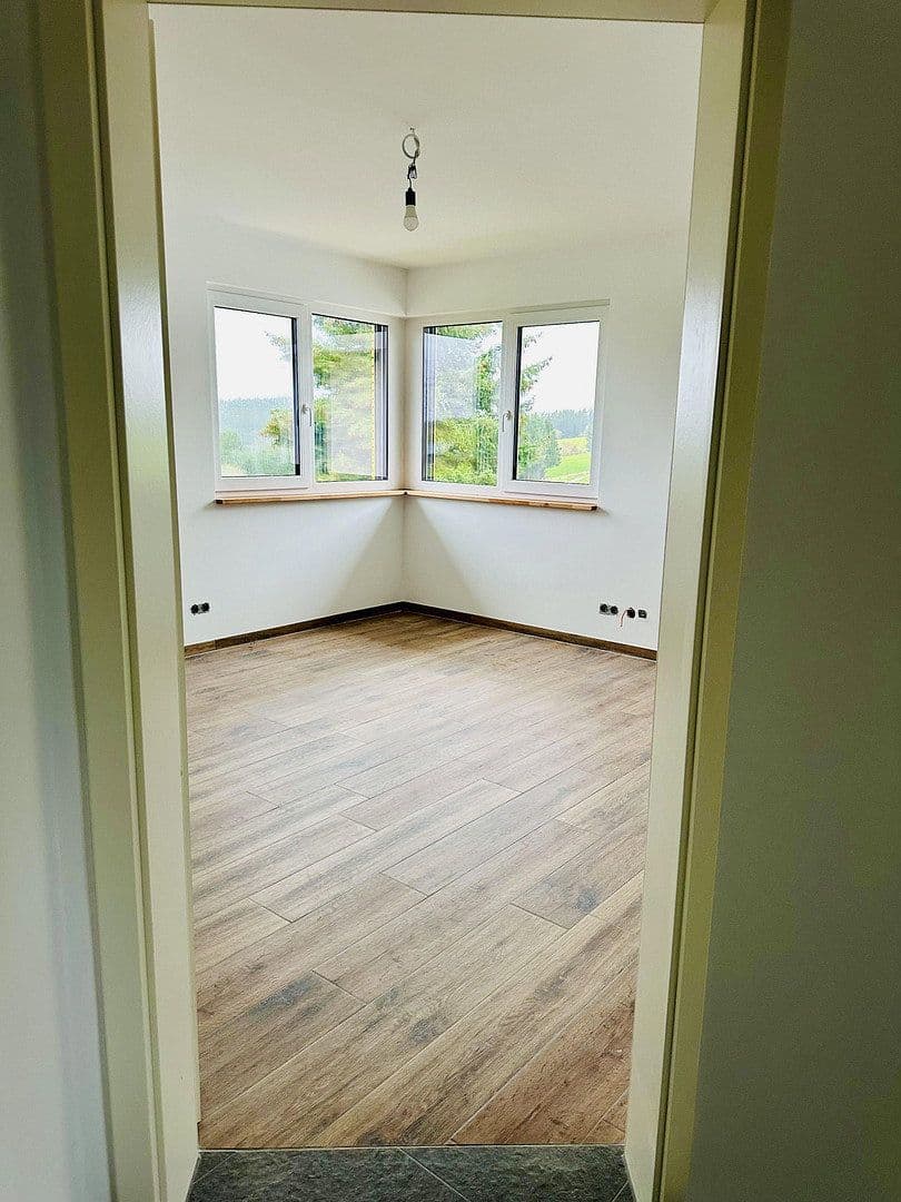 Prenájom domu 145 m², pozemok 475 m², Höfener Str. 23c, Schleiden, Severné Porýnie - Westfálsko Prenájom domu 145 m², pozemok 475 m², Höfener Str. 23c, Schleiden, Severné Porýnie - Westfálsko