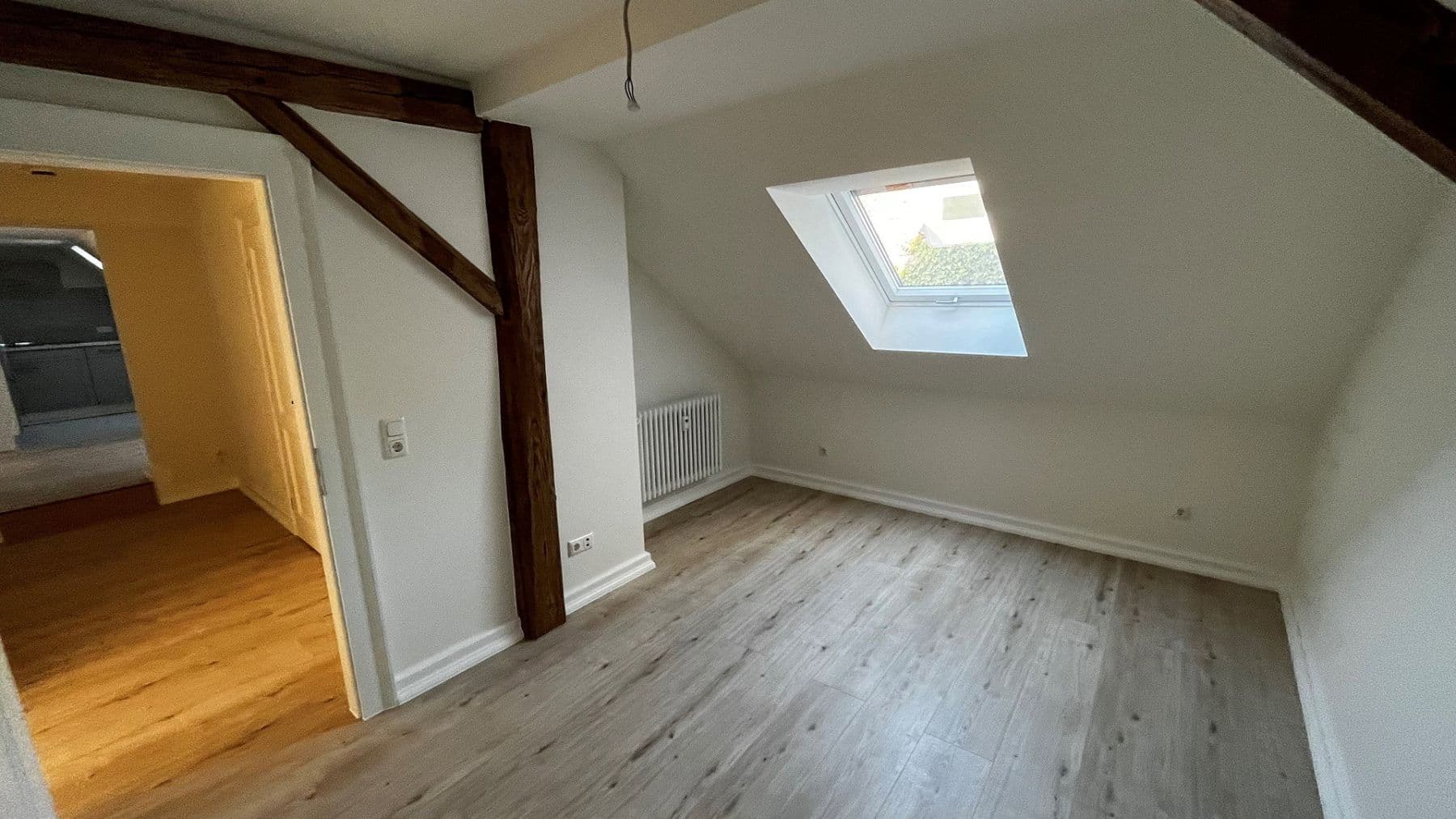 Prenájom bytu 3-izbový 95 m², Bad Schwalbach, Hesensko Prenájom bytu 3-izbový 95 m², Bad Schwalbach, Hesensko