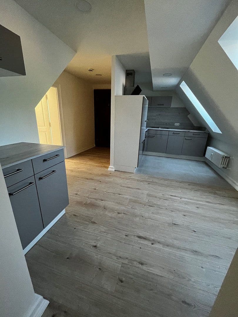 Prenájom bytu 3-izbový 95 m², Bad Schwalbach, Hesensko Prenájom bytu 3-izbový 95 m², Bad Schwalbach, Hesensko