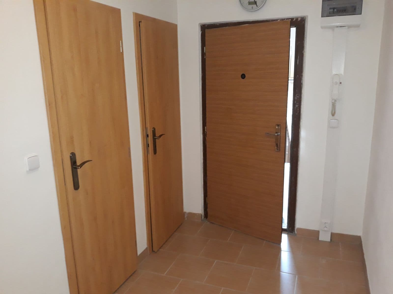 Predaj bytu 2-izbový 44 m², V Lázních, Jesenice, Středočeský kraj Predaj bytu 2-izbový 44 m², V Lázních, Jesenice, Středočeský kraj