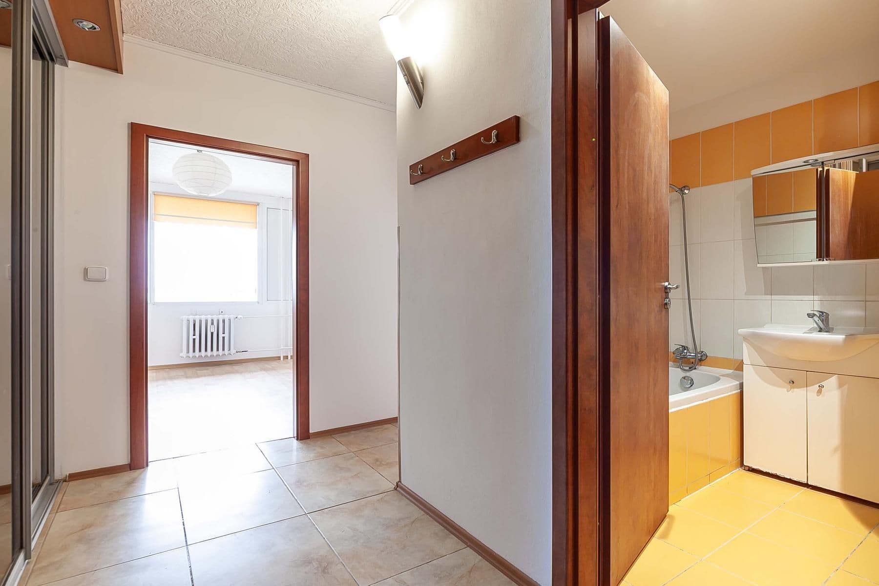 Predaj bytu 2-izbový 46 m², Zárybská, Praha, Praha Predaj bytu 2-izbový 46 m², Zárybská, Praha, Praha