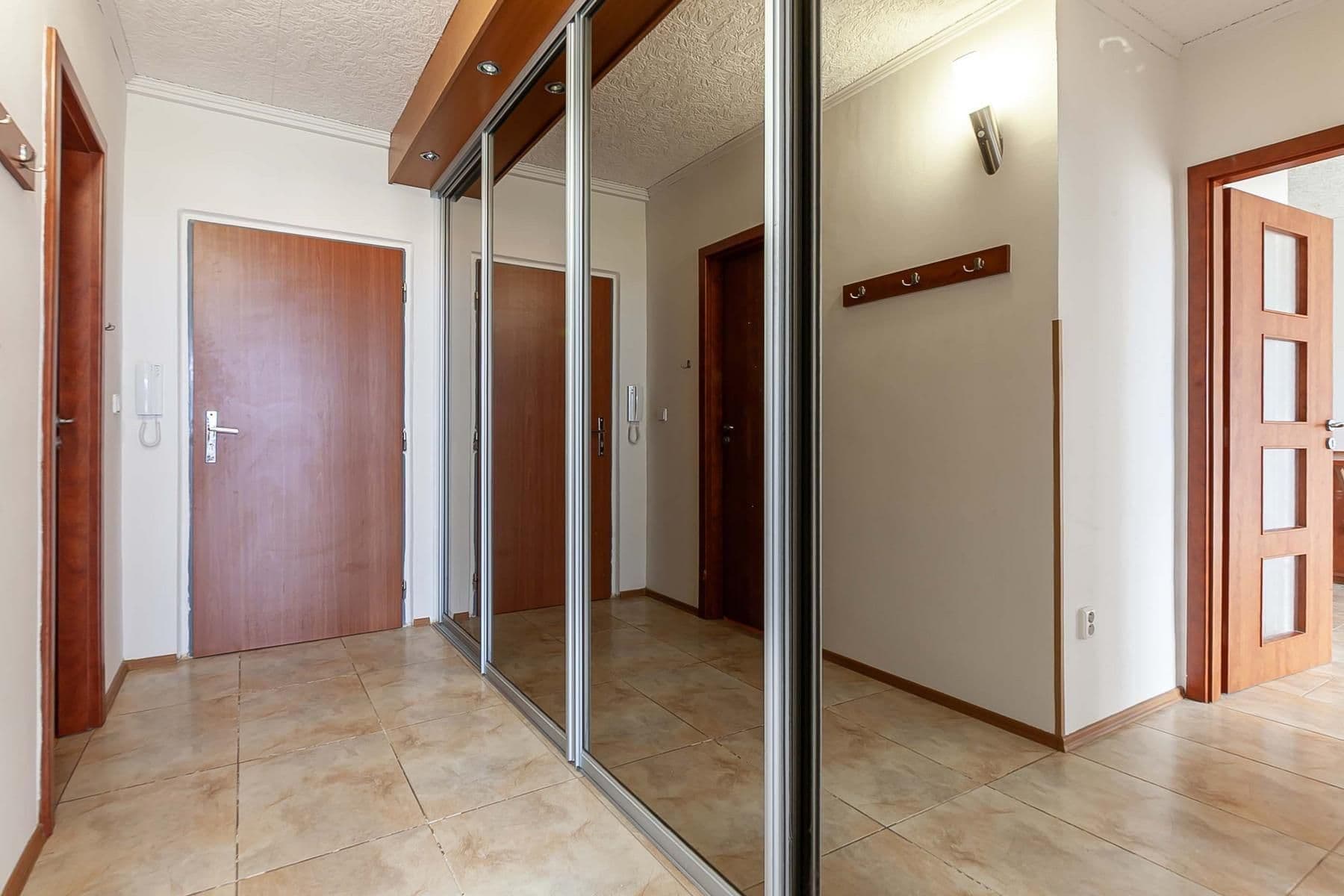 Predaj bytu 2-izbový 46 m², Zárybská, Praha, Praha Predaj bytu 2-izbový 46 m², Zárybská, Praha, Praha