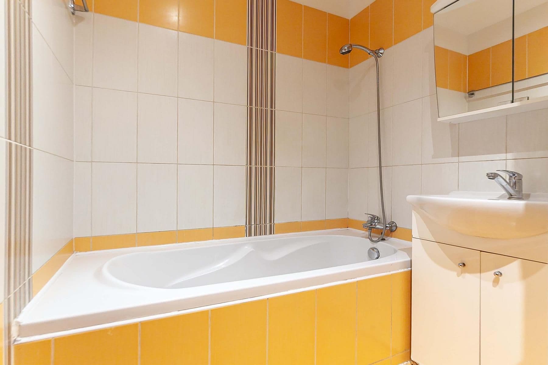 Predaj bytu 2-izbový 46 m², Zárybská, Praha, Praha Predaj bytu 2-izbový 46 m², Zárybská, Praha, Praha