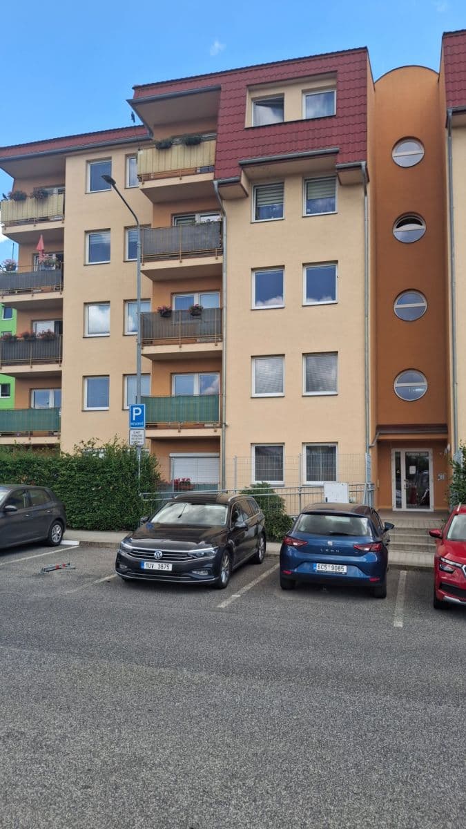 Prenájom bytu 1-izbový 50 m², Platanová, Litoměřice, Ústecký kraj Prenájom bytu 1-izbový 50 m², Platanová, Litoměřice, Ústecký kraj