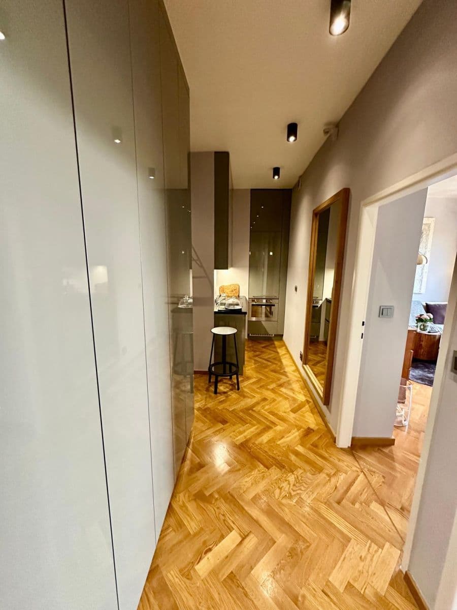 Prenájom bytu 2-izbový 52 m², Vinohradská, Praha, Praha Prenájom bytu 2-izbový 52 m², Vinohradská, Praha, Praha