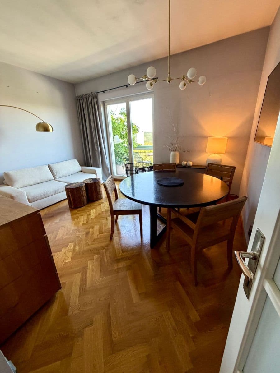 Prenájom bytu 2-izbový 52 m², Vinohradská, Praha, Praha Prenájom bytu 2-izbový 52 m², Vinohradská, Praha, Praha