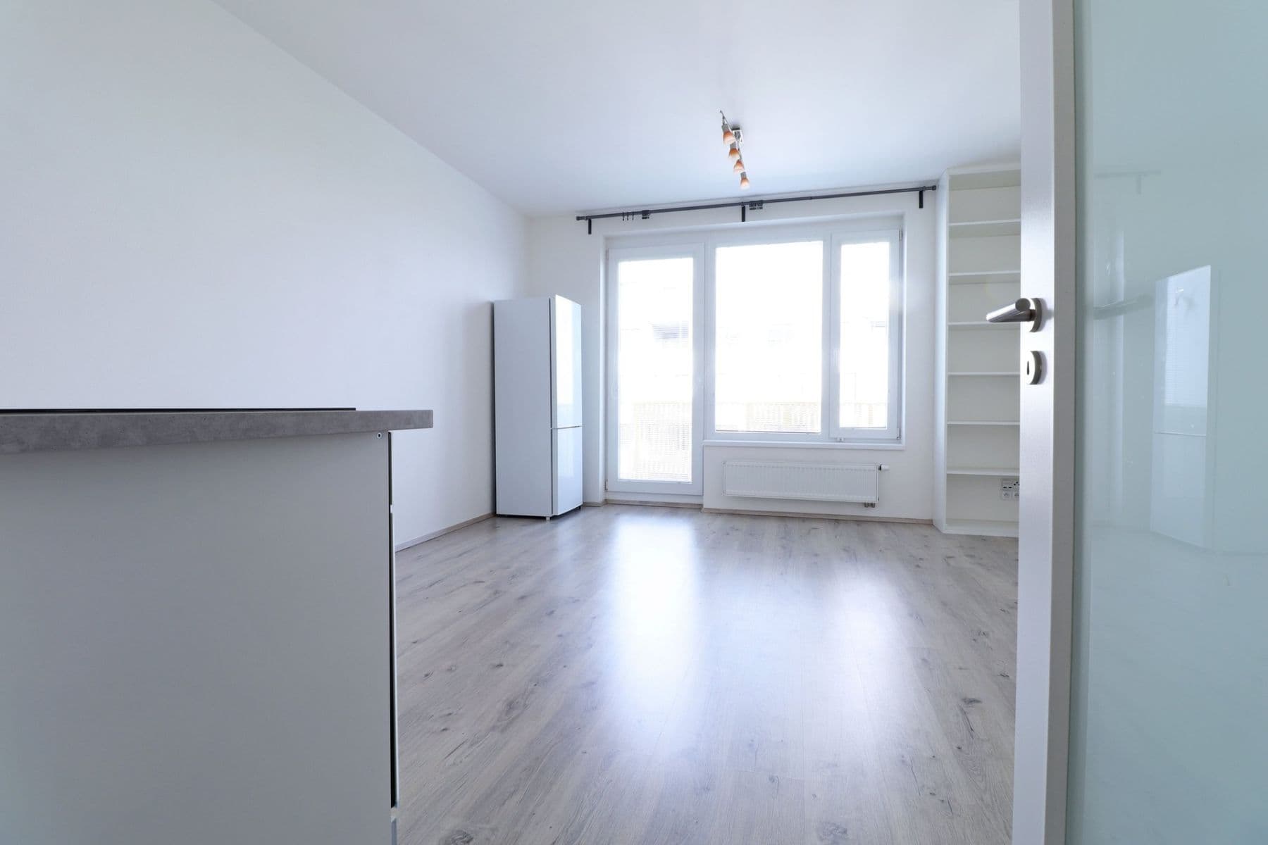 Prenájom bytu 1-izbový 28 m², Honzíkova, Praha, Praha Prenájom bytu 1-izbový 28 m², Honzíkova, Praha, Praha