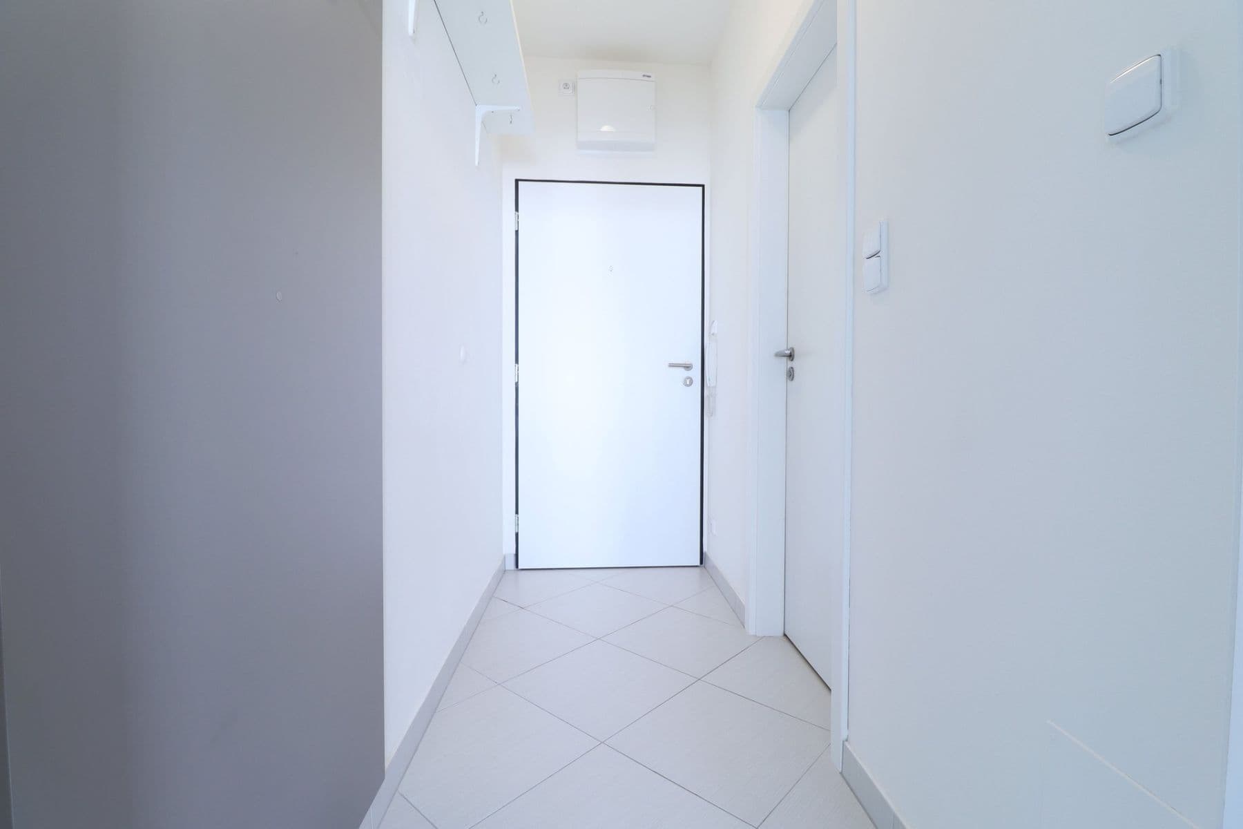 Prenájom bytu 1-izbový 28 m², Honzíkova, Praha, Praha Prenájom bytu 1-izbový 28 m², Honzíkova, Praha, Praha