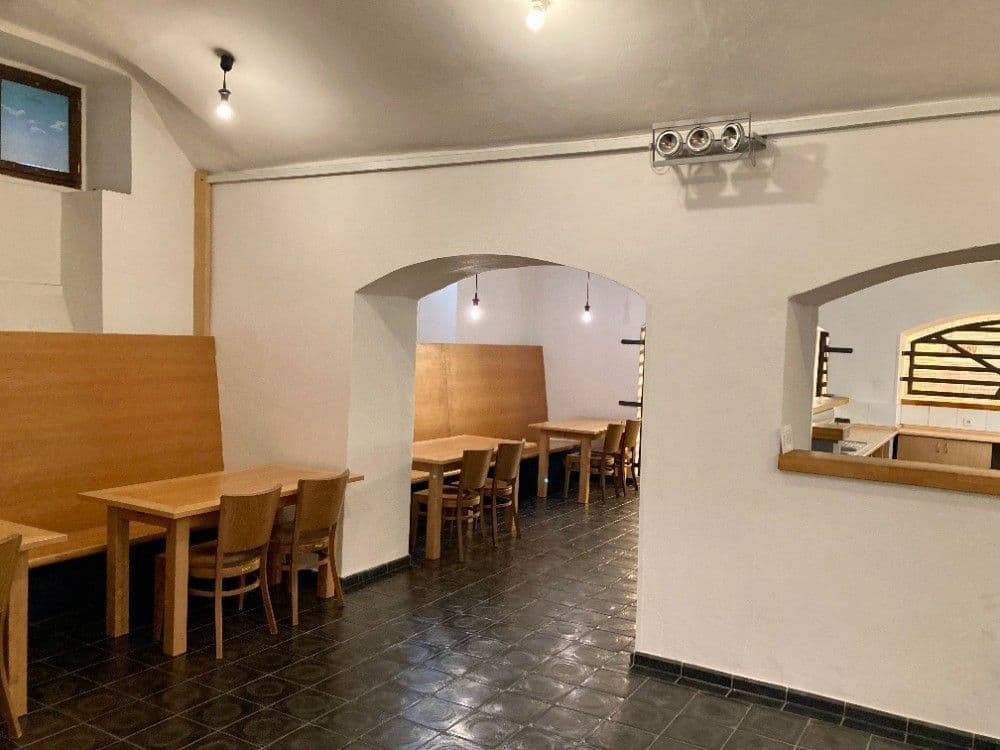 Prenájom nebytového priestoru 89 m², Havlíčkovo náměstí, Praha, Praha Prenájom nebytového priestoru 89 m², Havlíčkovo náměstí, Praha, Praha