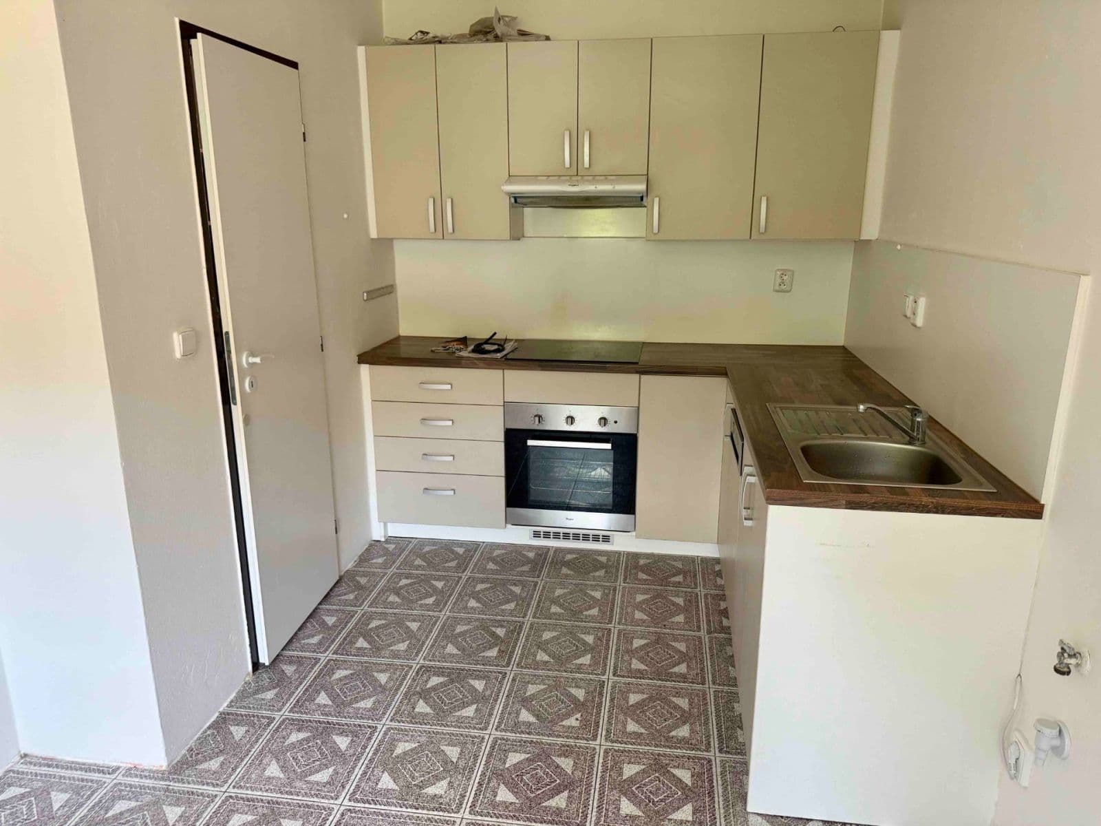 Prenájom domu 150 m², pozemok 50 m², Polní, Velké Přílepy, Středočeský kraj Prenájom domu 150 m², pozemok 50 m², Polní, Velké Přílepy, Středočeský kraj