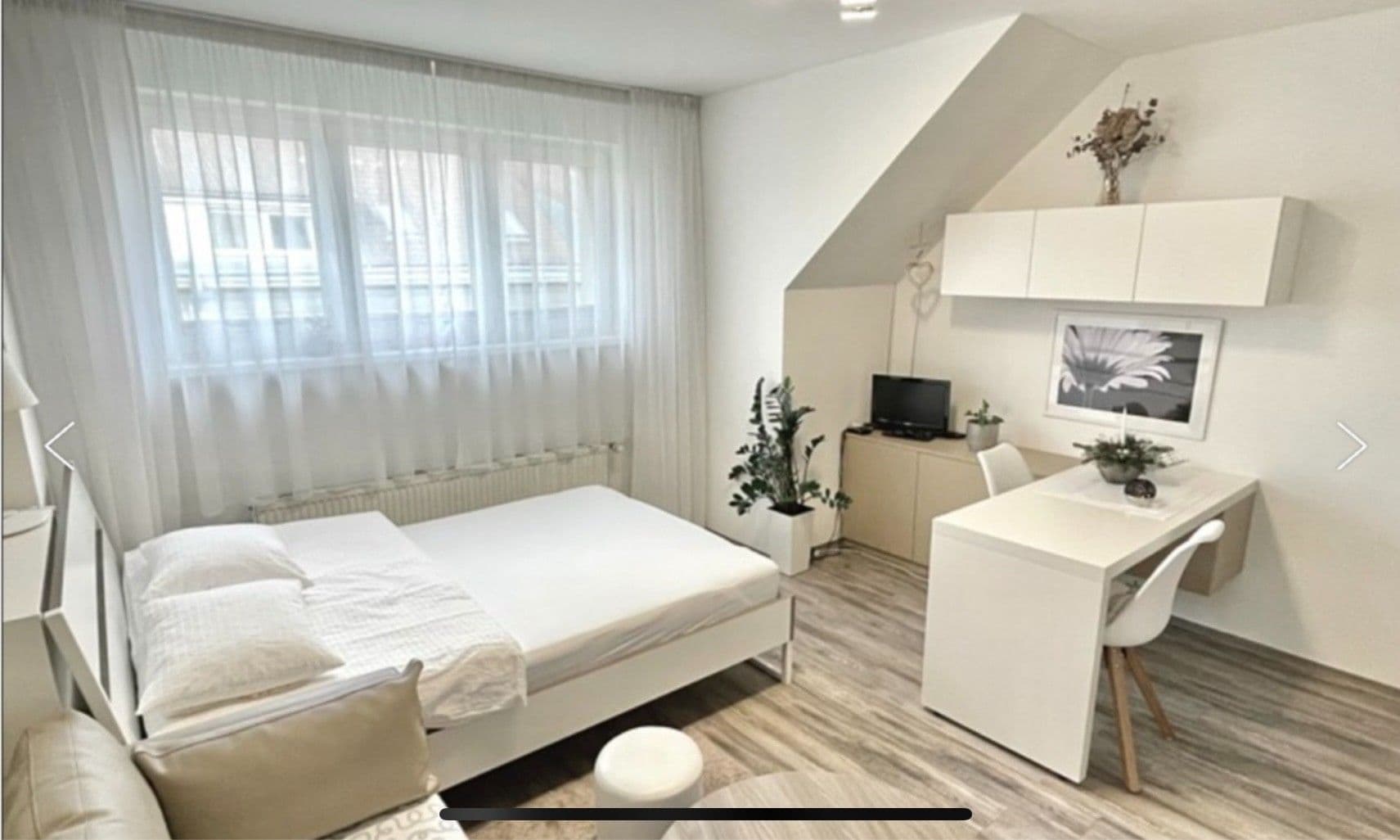 Prenájom bytu 1-izbový 35 m², Limuzská, Praha, Praha Prenájom bytu 1-izbový 35 m², Limuzská, Praha, Praha
