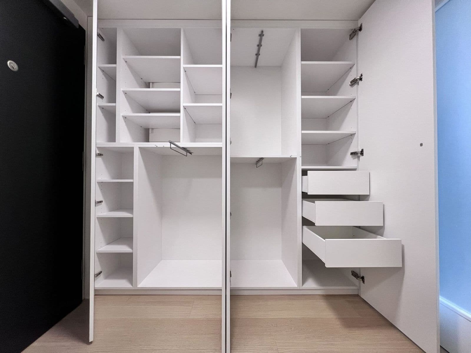 Prenájom bytu 1-izbový 41 m², Tusarova, Praha, Praha Prenájom bytu 1-izbový 41 m², Tusarova, Praha, Praha