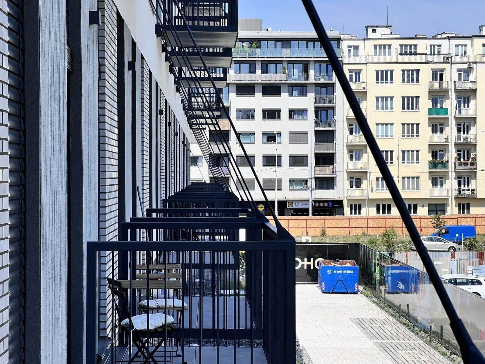 Prenájom bytu 1-izbový 41 m², Tusarova, Praha, Praha Prenájom bytu 1-izbový 41 m², Tusarova, Praha, Praha