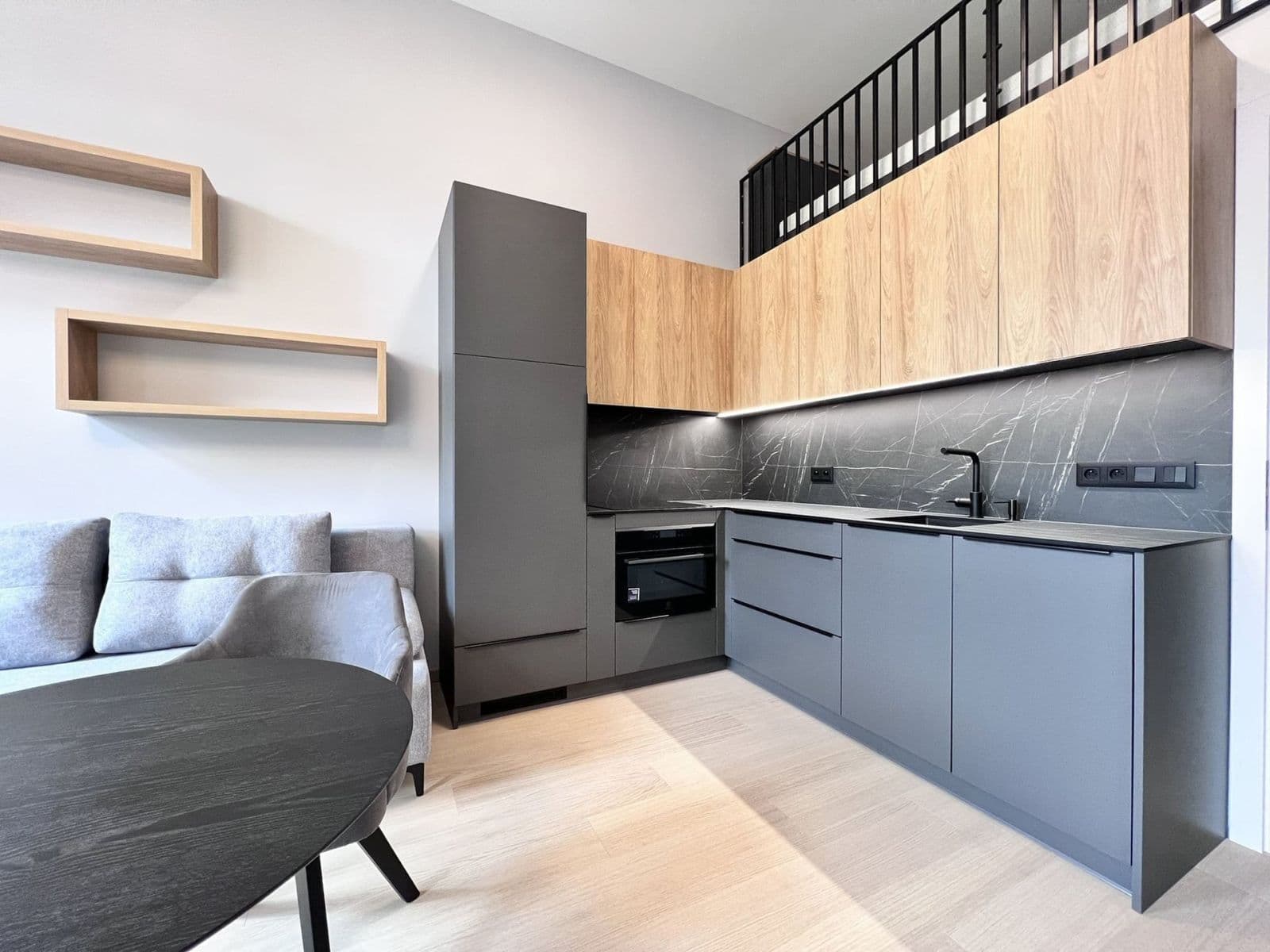 Prenájom bytu 1-izbový 41 m², Tusarova, Praha, Praha Prenájom bytu 1-izbový 41 m², Tusarova, Praha, Praha