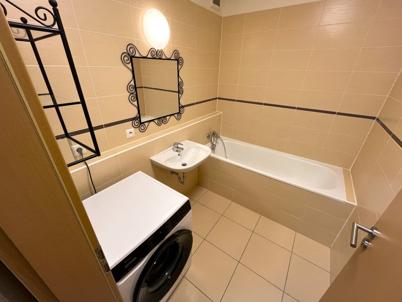 Prenájom bytu 2-izbový 56 m², K Babě, Brno, Jihomoravský kraj Prenájom bytu 2-izbový 56 m², K Babě, Brno, Jihomoravský kraj