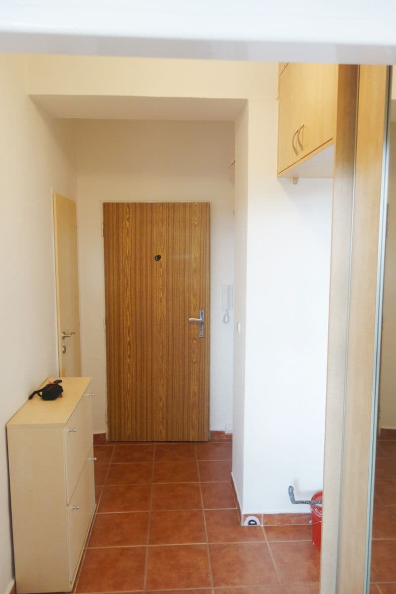 Prenájom bytu 1-izbový 37 m², Bělohorská, Brno, Jihomoravský kraj Prenájom bytu 1-izbový 37 m², Bělohorská, Brno, Jihomoravský kraj