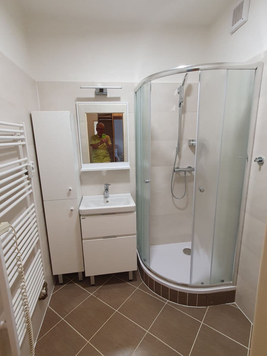 Prenájom bytu 1-izbový 37 m², Bělohorská, Brno, Jihomoravský kraj Prenájom bytu 1-izbový 37 m², Bělohorská, Brno, Jihomoravský kraj
