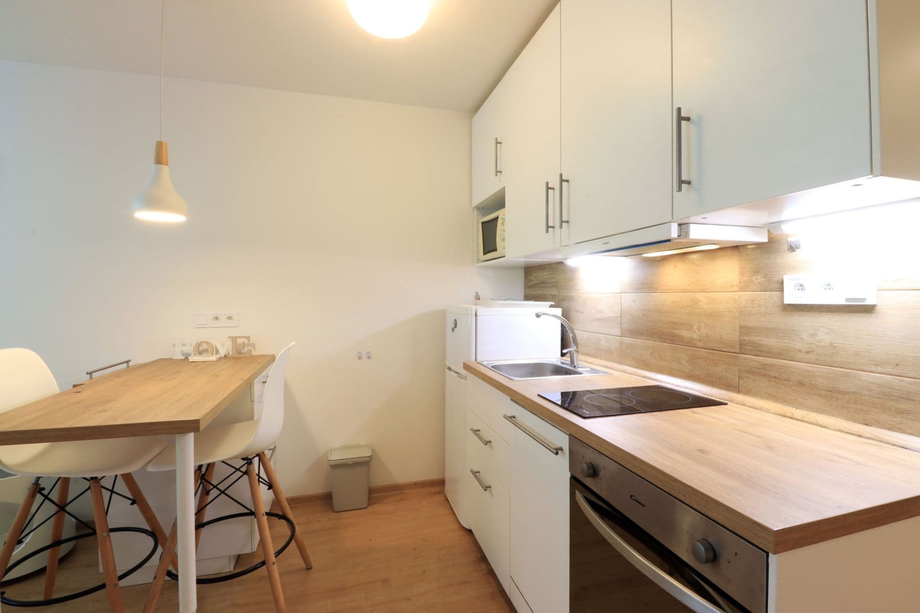 Prenájom bytu 1-izbový 27 m², Antala Staška, Praha, Praha Prenájom bytu 1-izbový 27 m², Antala Staška, Praha, Praha