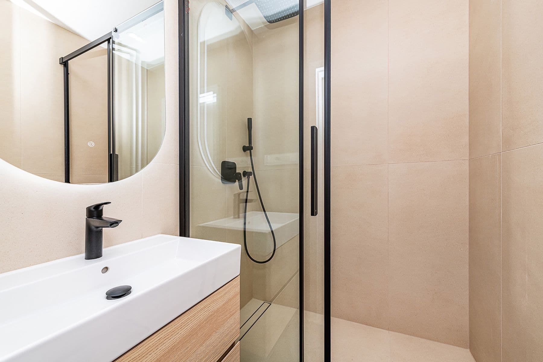 Predaj bytu 3-izbový 55 m², Hodonínská, Praha, Praha Predaj bytu 3-izbový 55 m², Hodonínská, Praha, Praha