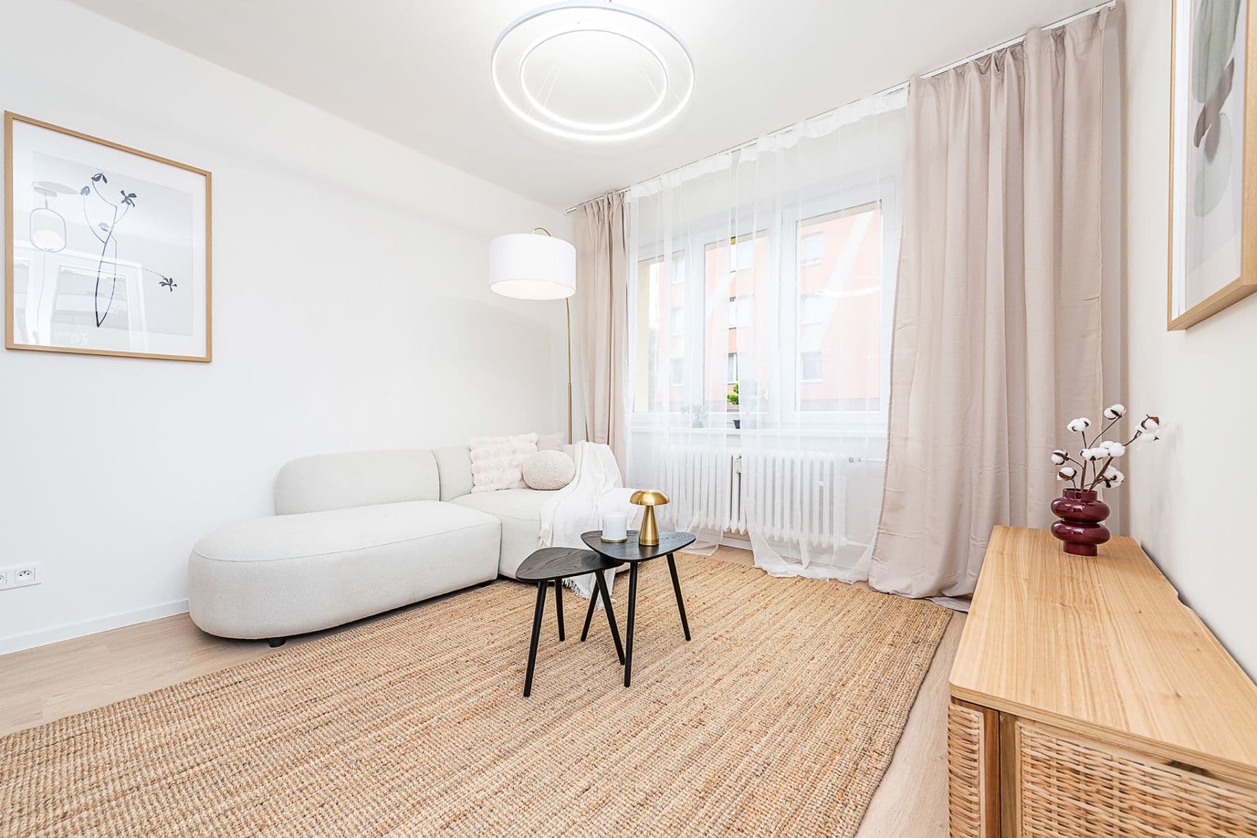 Predaj bytu 3-izbový 55 m², Hodonínská, Praha, Praha Predaj bytu 3-izbový 55 m², Hodonínská, Praha, Praha