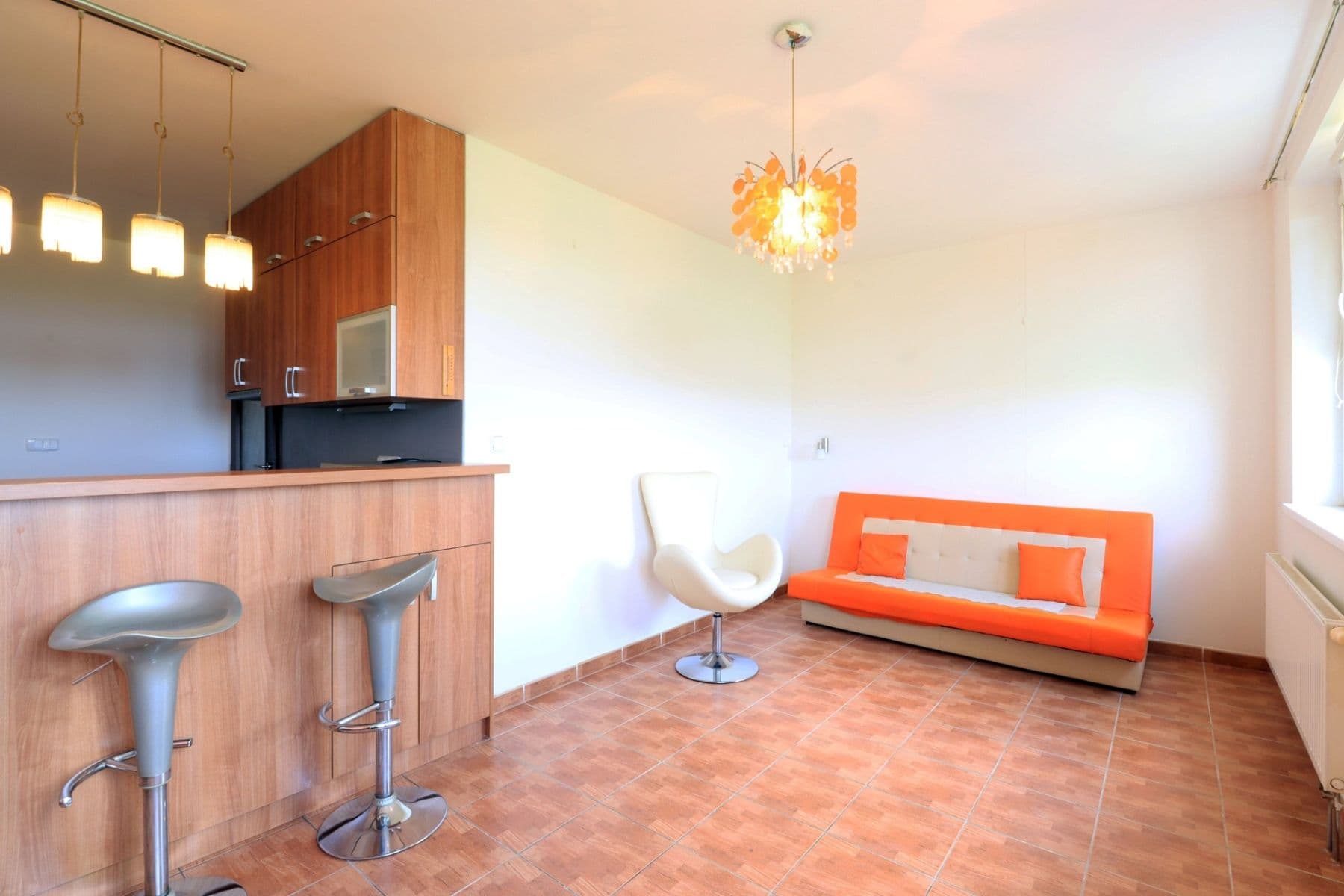 Prenájom bytu 1-izbový 32 m², V Honech, Klecany, Středočeský kraj Prenájom bytu 1-izbový 32 m², V Honech, Klecany, Středočeský kraj