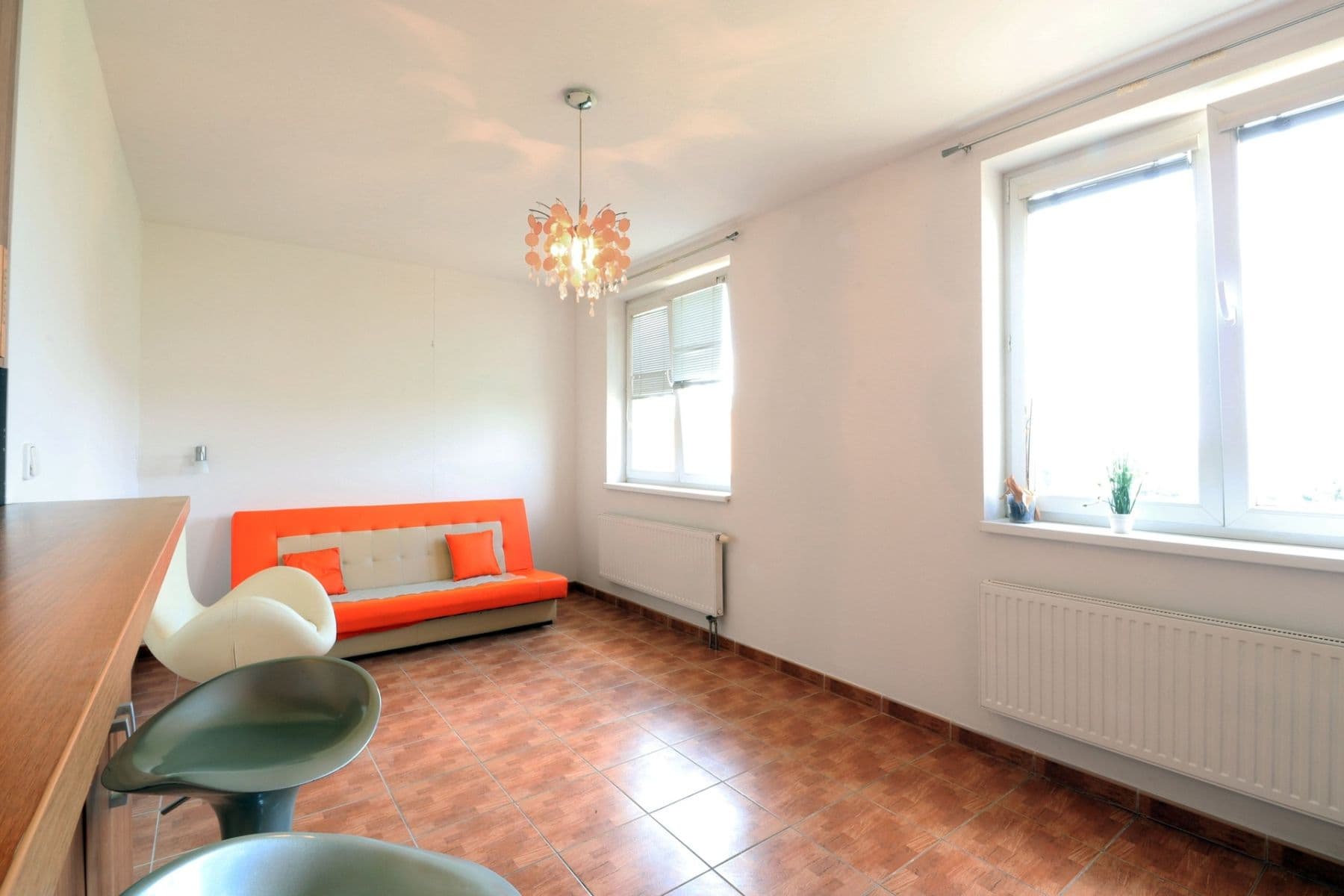 Prenájom bytu 1-izbový 32 m², V Honech, Klecany, Středočeský kraj Prenájom bytu 1-izbový 32 m², V Honech, Klecany, Středočeský kraj