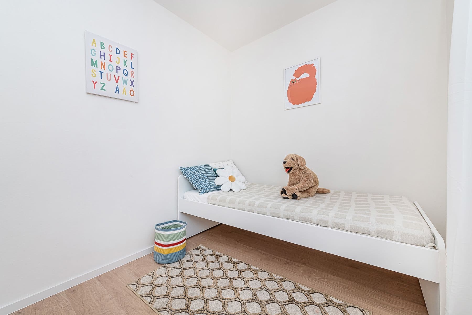 Predaj bytu 3-izbový 57 m², K Lučinám, Praha, Praha Predaj bytu 3-izbový 57 m², K Lučinám, Praha, Praha